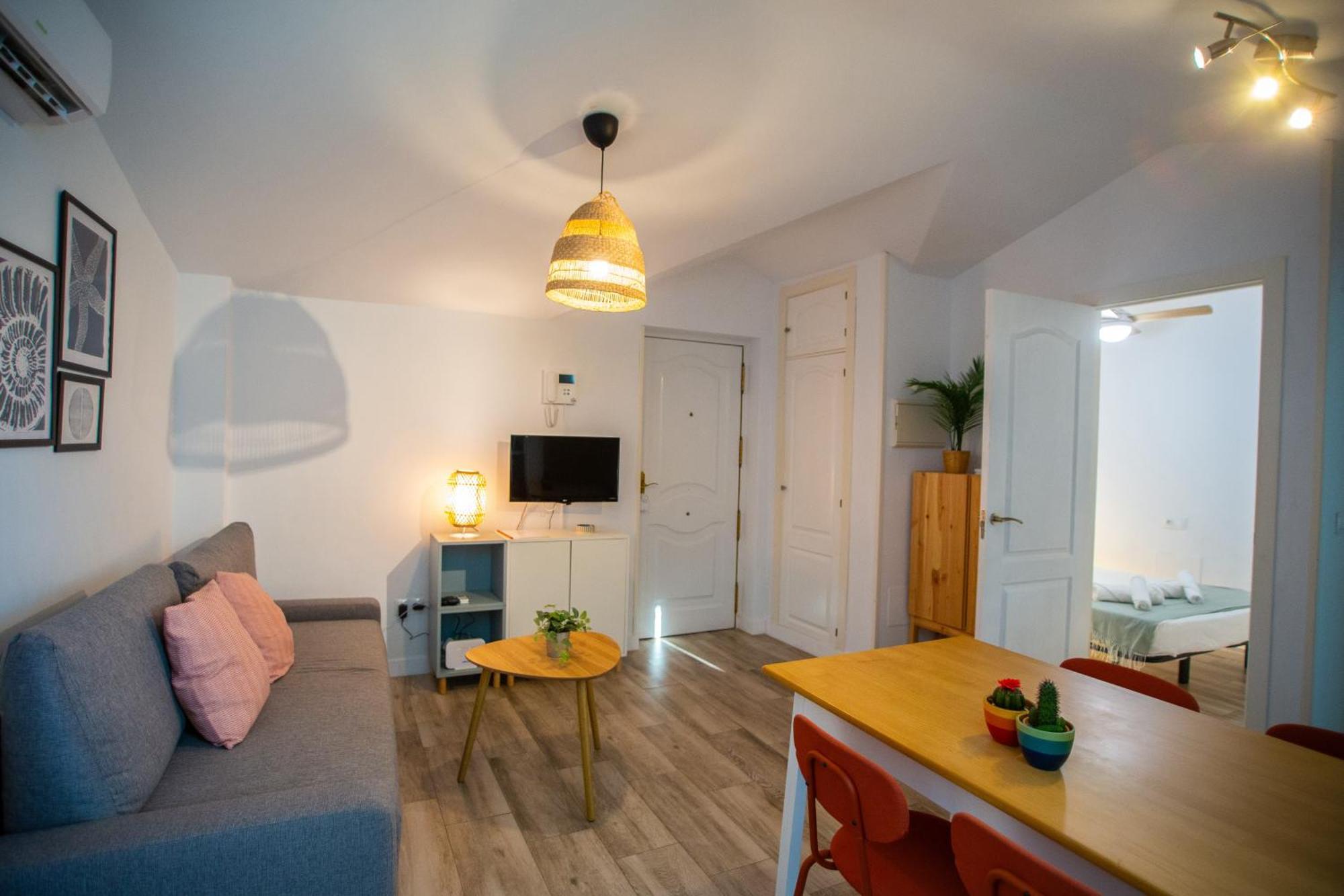 Benalhome - Tu Hogar Con Terraza Y Ducha Exterior Benalmádena Eksteriør bilde